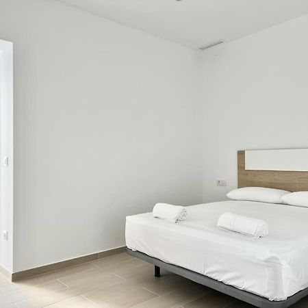 Moderno Apartamento Con Terraza En La Azotea Roses Luaran gambar