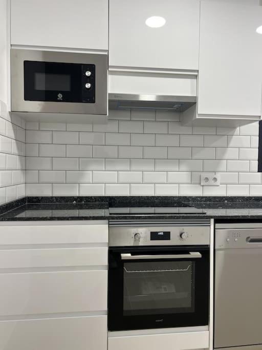 Moderno Apartamento Con Terraza En La Azotea Roses Luaran gambar